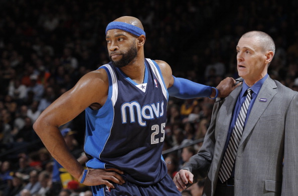 持和欢呼下 持和欢呼下