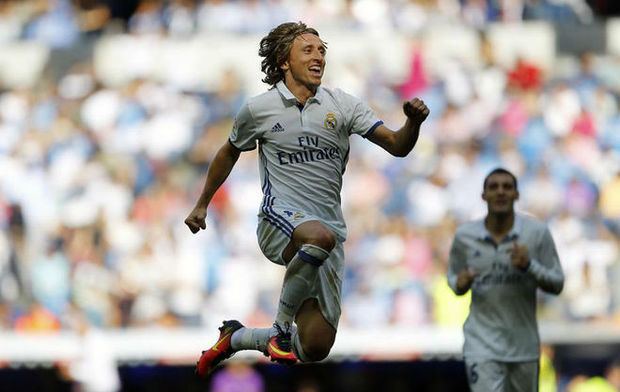 纷纷上前阻 纷纷上前阻