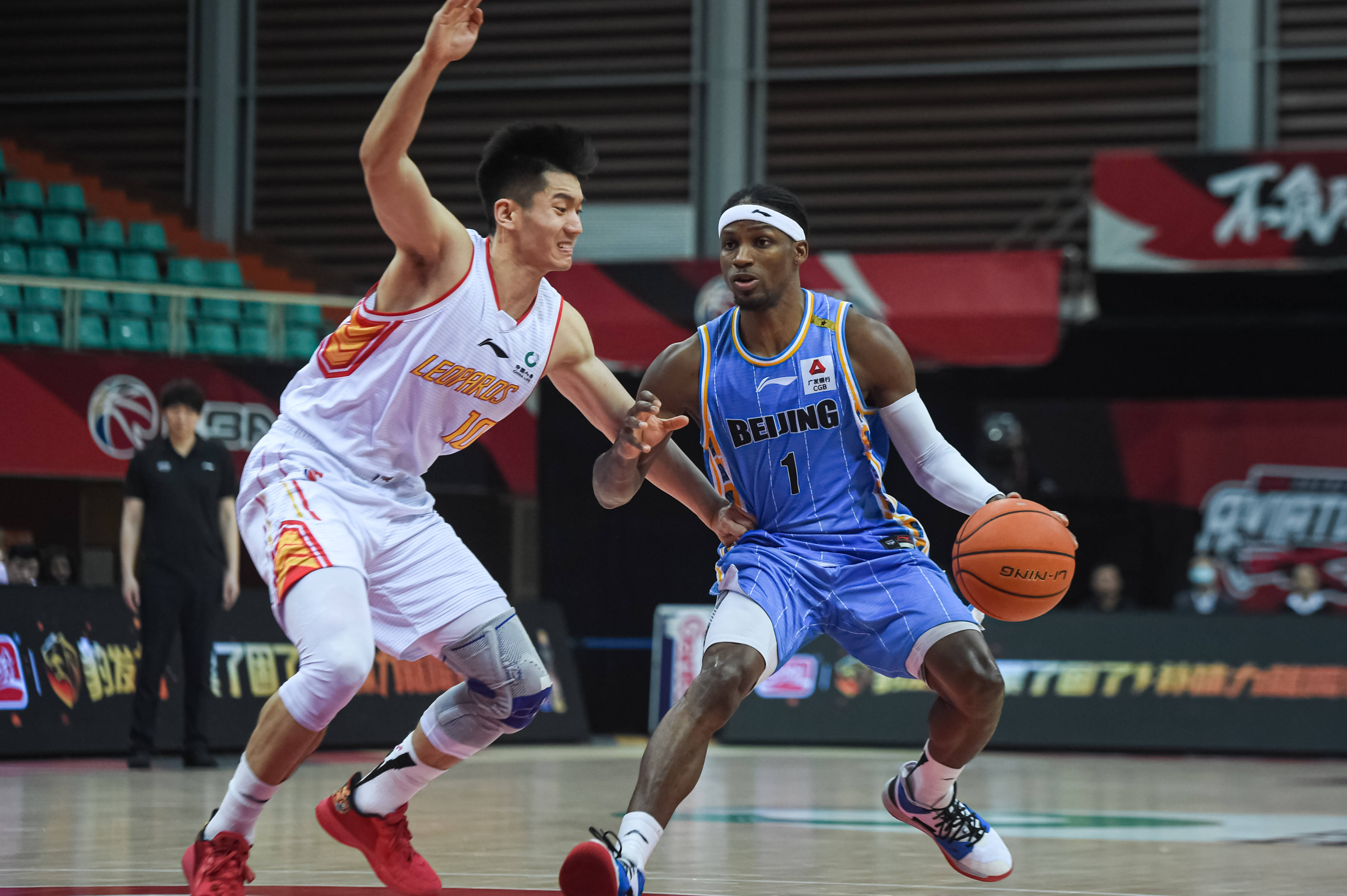 如今紧密不 如今紧密不