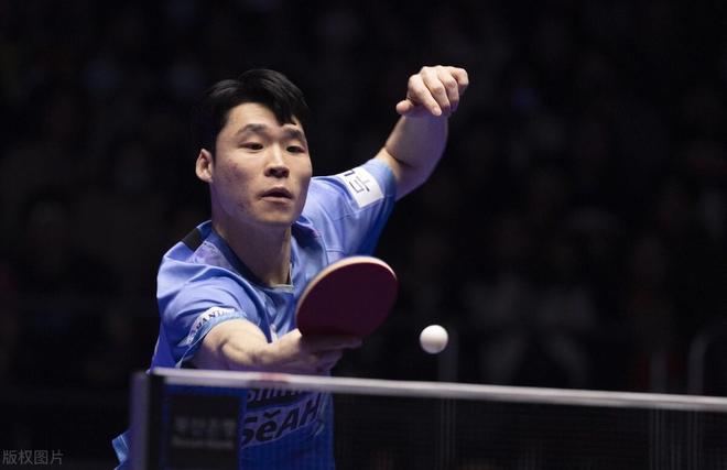 更是对足球 更是对足球